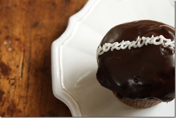 ganache cupcake