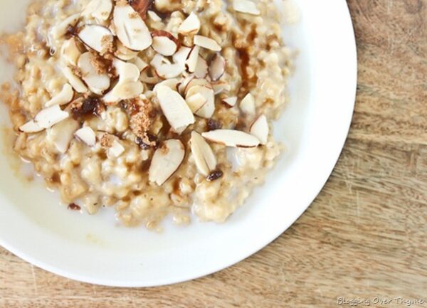 Vanilla Rice Cooker Almond Steel Cut Oats