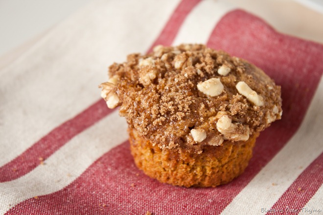 Pumpkin Walnut Streusel Muffins