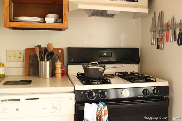 Homemade Tomato Sauce on Stovetop