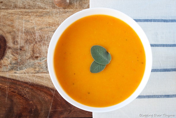 Simple Butternut Squash Carrot Soup