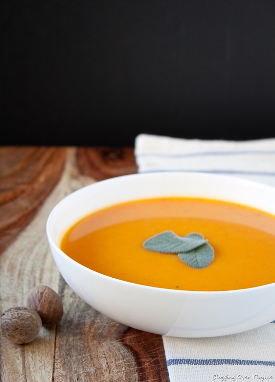 Simple Butternut Squash Carrot Soup