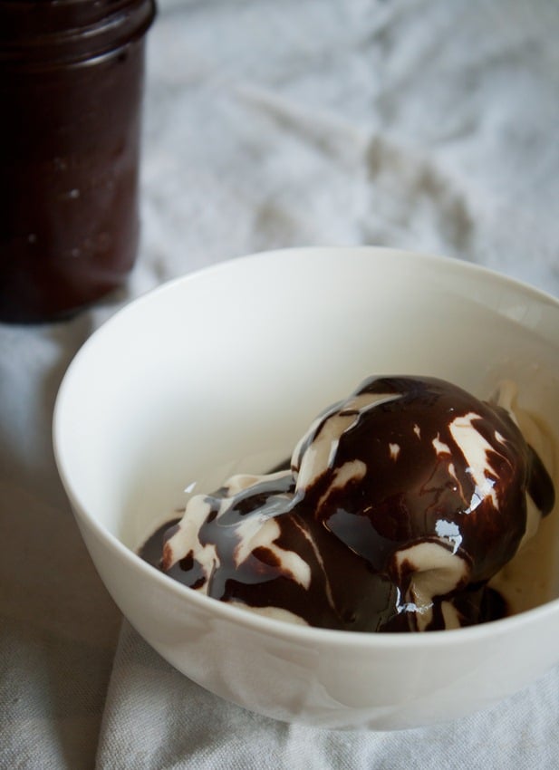 Homemade Chocolate Peppermint Syrup
