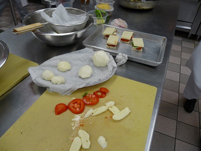 mozzarella cheesemaking