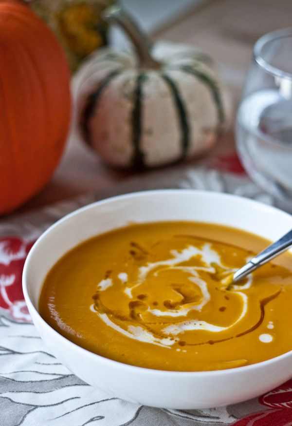 Creamy Roasted Acorn Squash and Sweet Potato Soup. An EASY flavor-packed fall soup! [Naturally dairy-free and vegan.]