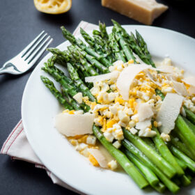 Asparagus Mimosa Salad