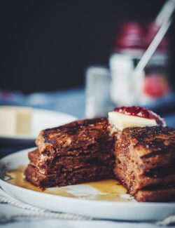 Chocolate Raspberry Swirl Pancakes | bloggingoverthyme.com