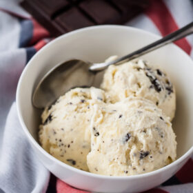 Ginger Ice Cream with Chocolate Bits