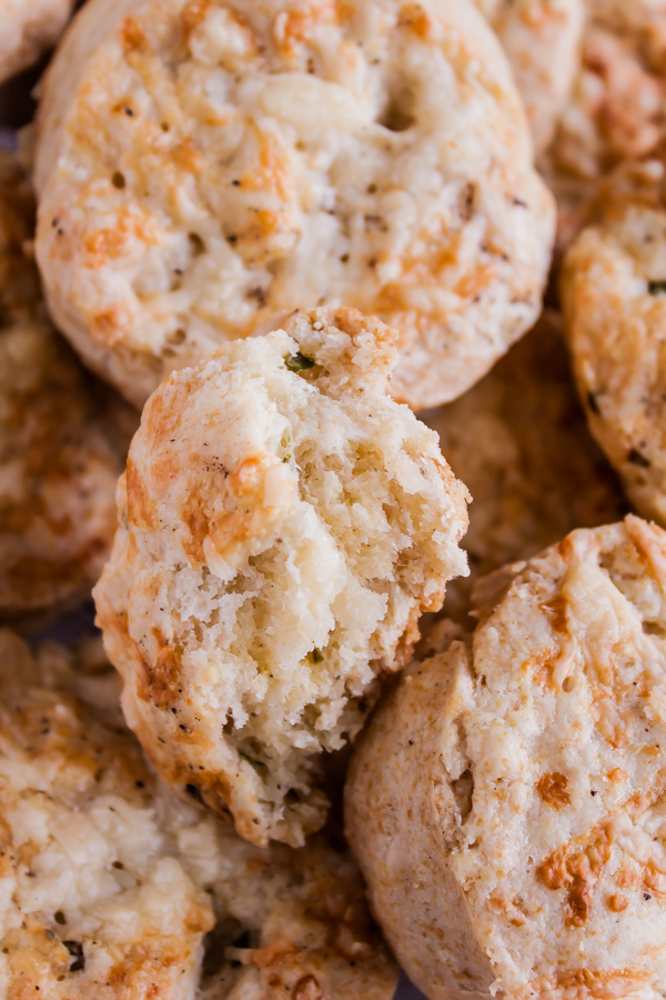 Black Pepper Cheddar Scones