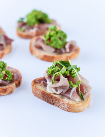 Pea Pesto Crostini with Prosciutto