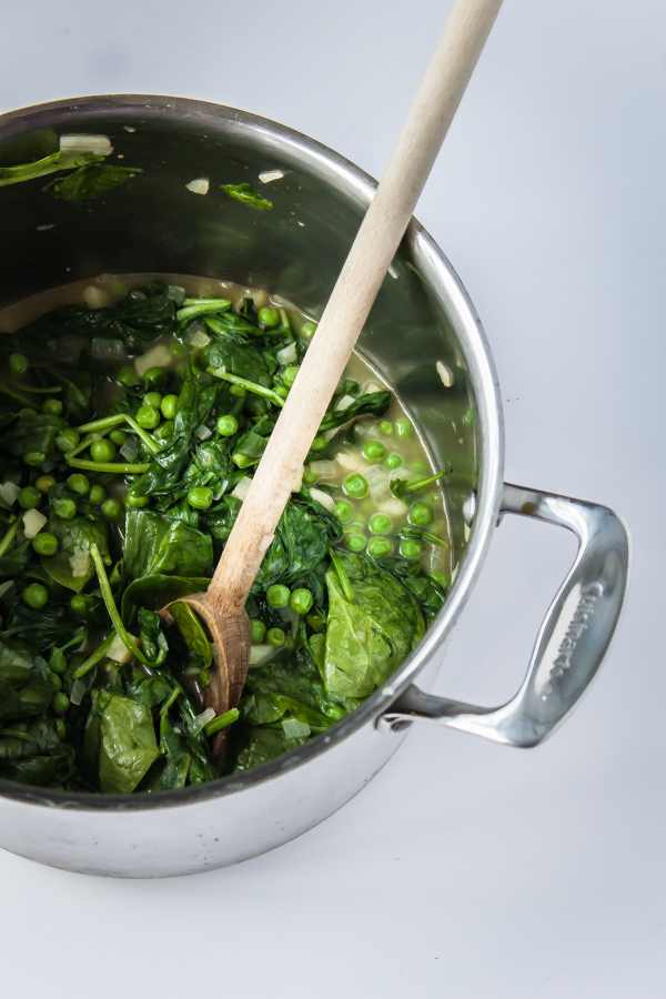 Fresh Spinach Soup with Minted Pea and Cilantro 