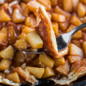 Soufflé Pancake with Cinnamon Apples