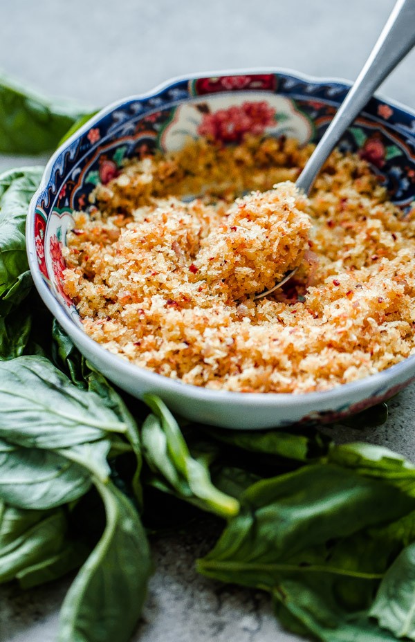 Toasted Garlic Breadcrumbs for Pasta