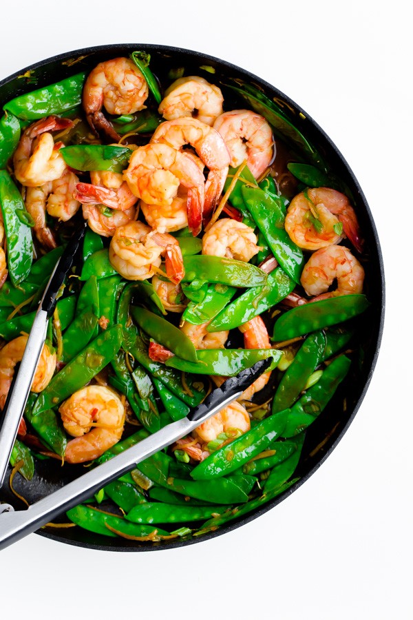 15 Minute Shrimp and Snow Pea Stir Fry - A Beautiful Plate