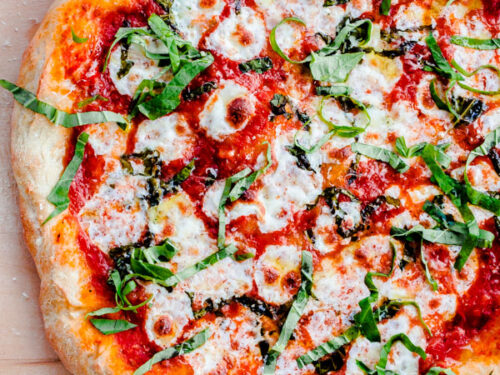 https://www.abeautifulplate.com/wp-content/uploads/2015/08/the-best-homemade-margherita-pizza-1-4-500x375.jpg