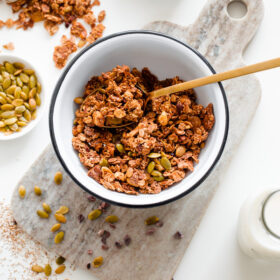 Mexican Granola with Cocao Nibs and Pumpkin Seeds. A salty and sweet healthy granola!