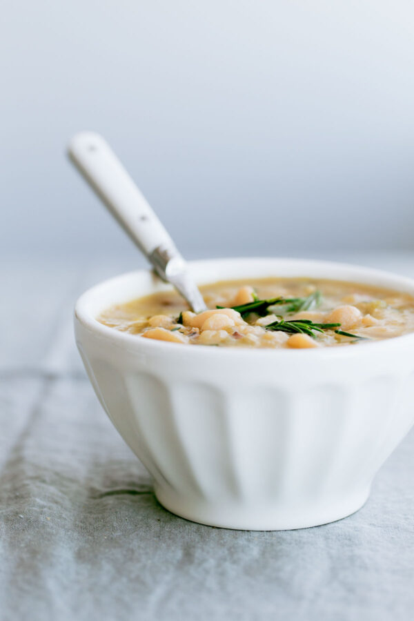 Slow Cooker Cannellini Bean Soup