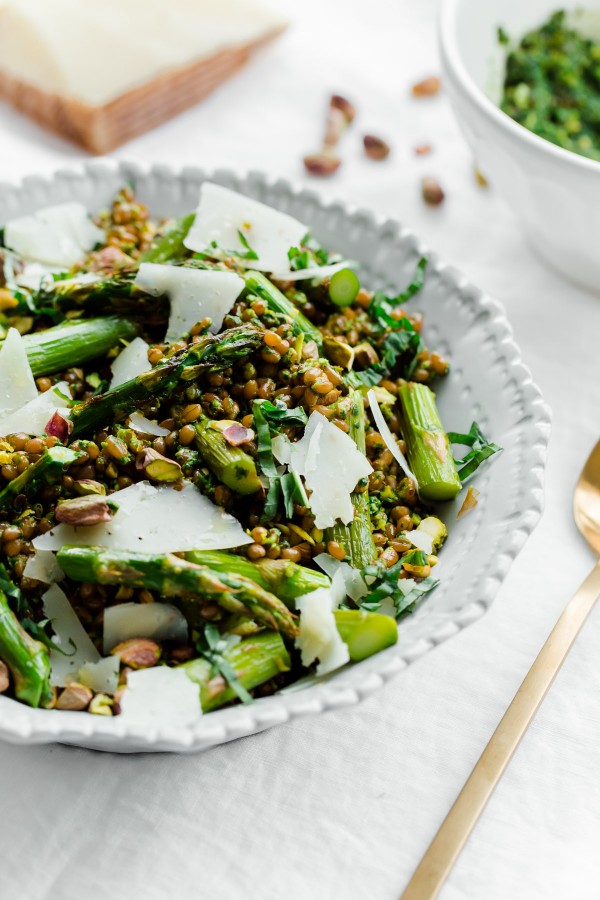 Roasted asparagus wheat berry salad with arugula pistachio pesto