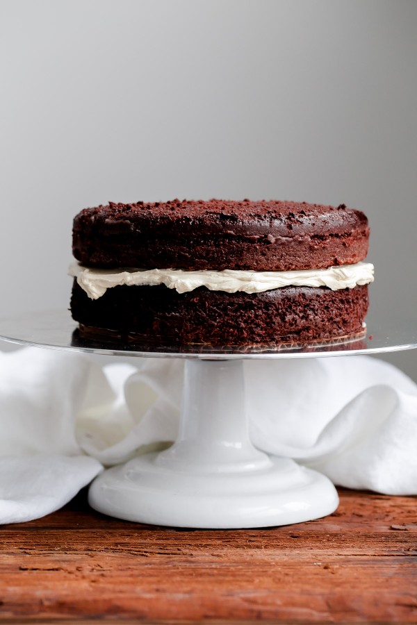 This AMAZING London Fog Cake is topped with an EARL GREY buttercream and salted caramel. The best chocolate cake I've ever made!