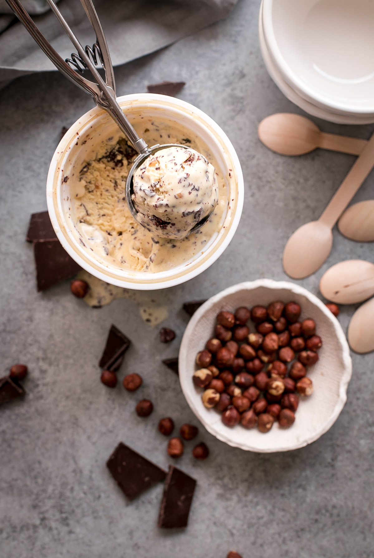 hazelnutchocolatechipicecream125 A Beautiful Plate