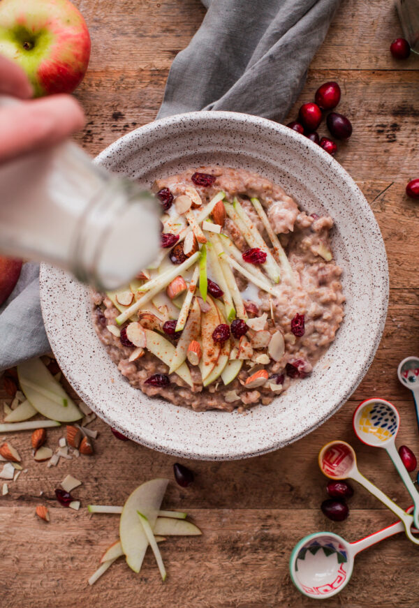 Slow Cooker Steel Cut Oats with Apple and Cranberries