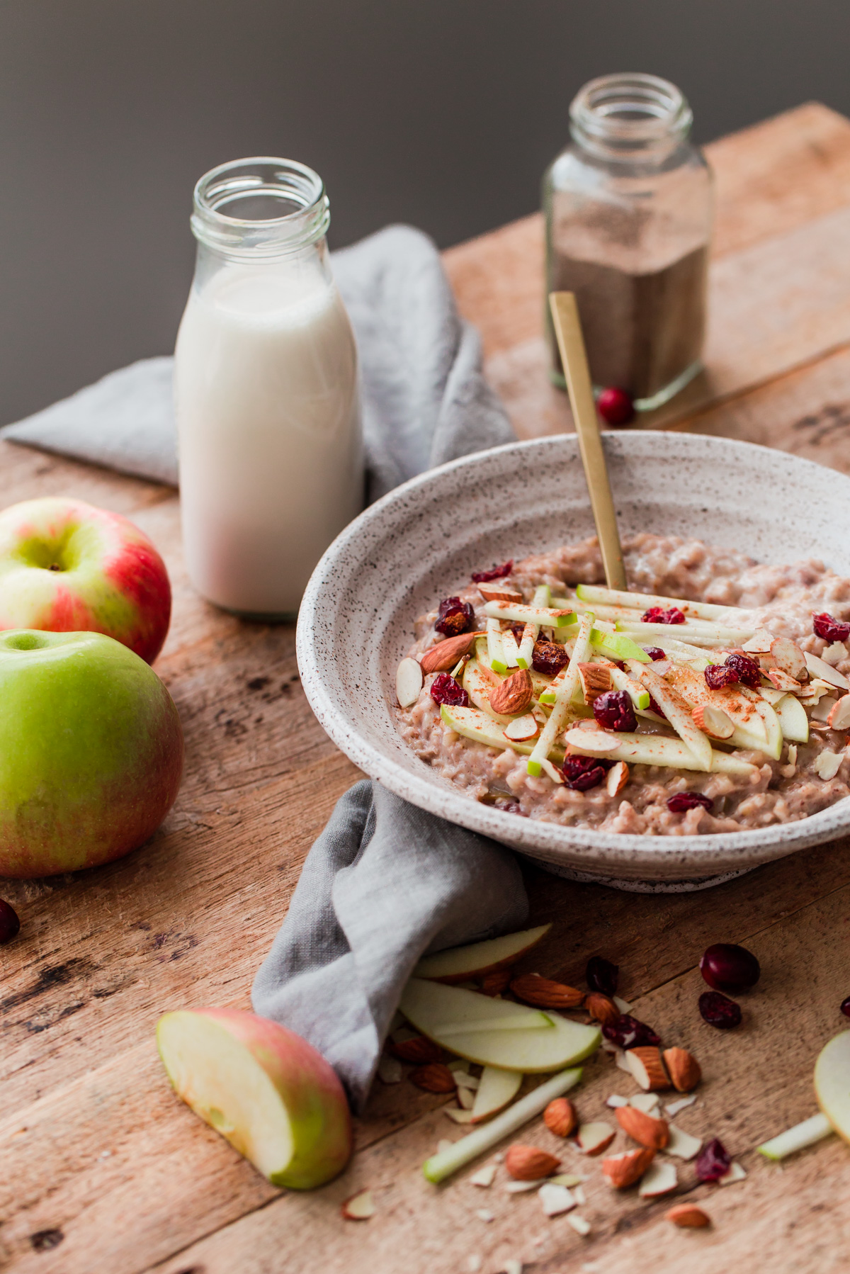 12 Healthy Winter Recipes: Slow Cooker Steel Cut Oatmeal