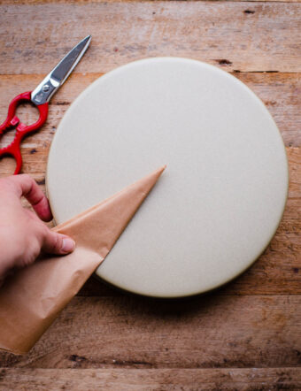 How to Line Any Size Cake Pan with Parchment Paper. This easy kitchen trick makes baking cakes even easier!