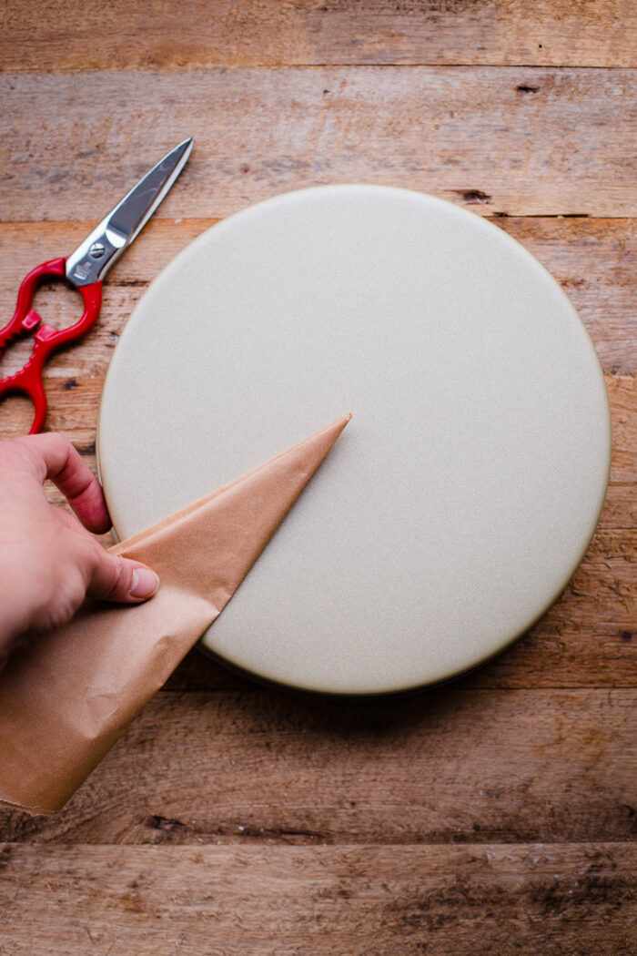 How to Line Any Size Cake Pan with Parchment Paper. This easy kitchen trick makes baking cakes even easier!