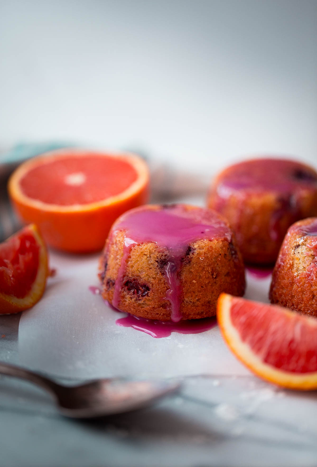 Small Batch Almond Raspberry Cakes