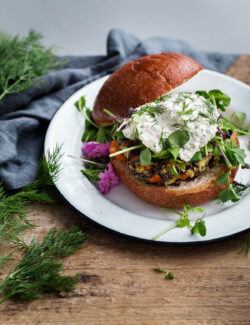 Wild Rice Veggie Burgers with Herbed Ricotta - hearty vegan veggie burger recipe made with wild rice and vegetables!