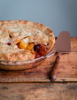 Blackberry Peach Pie