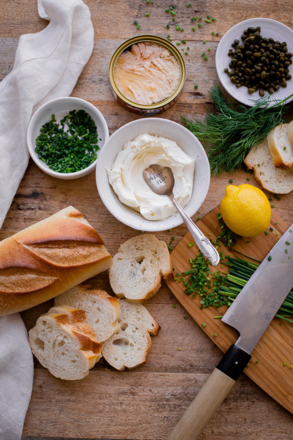 How to Make Tuna Crostini