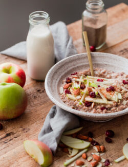 Slow Cooker Steel Cut Oats with Apples - and other fall recipes!