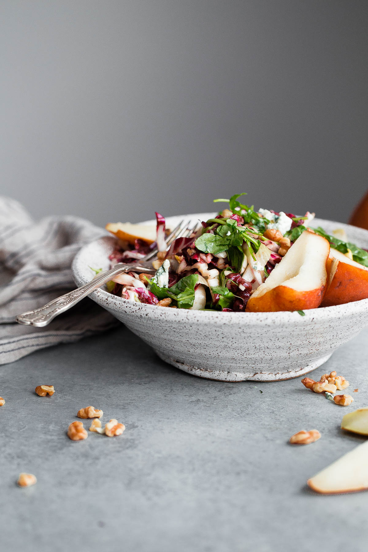 Herbsternte Salat in Schüssel