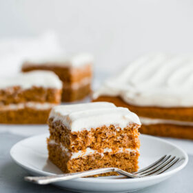 How to Make a Pumpkin Sheet Cake