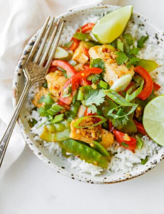 Easy Chicken Snow Pea Stir Fry