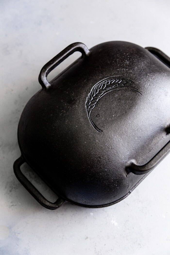 A master list of cast iron bread pans, including the Challenger