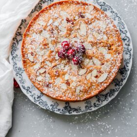 Cranberry Christmas Cake