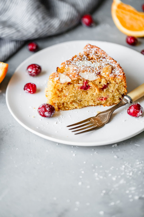 Cranberry Christmas Cake