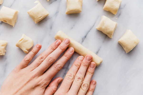 How to Make Almond Crescent Cookies