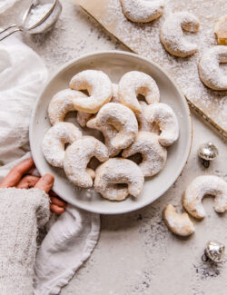 Almond Crescent Cookies