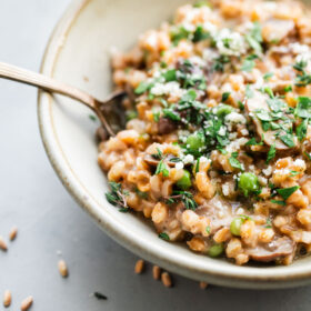 Farro Risotto with Mushrooms and Peas