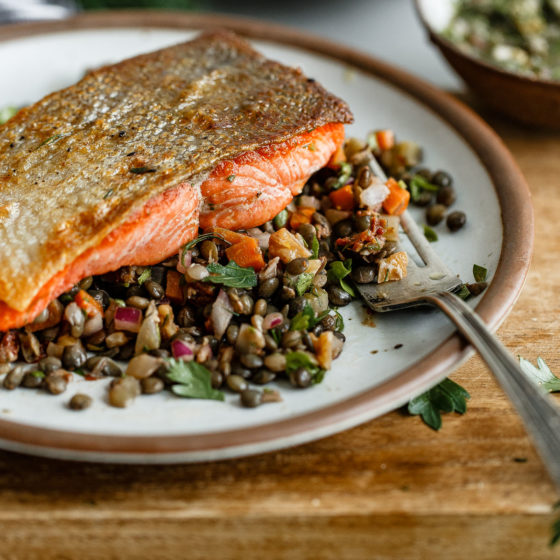Pan Seared Salmon with Lentils (How to Pan Sear Salmon) A Beautiful Plate