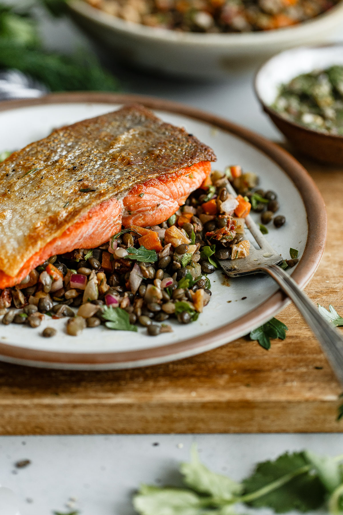 Pan Seared Salmon with Lentils (How to Pan Sear Salmon) A Beautiful Plate