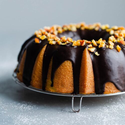 https://www.abeautifulplate.com/wp-content/uploads/2019/11/orange-bundt-cake-chocolate-glaze-1-4-500x500.jpg
