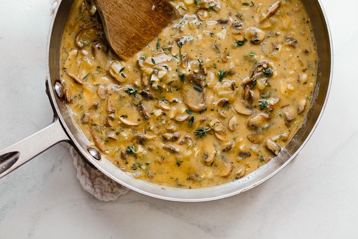 How to Make Vegetarian Mushroom Gravy