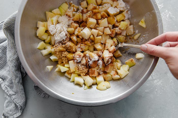 Pear Pie Filling in Bowl