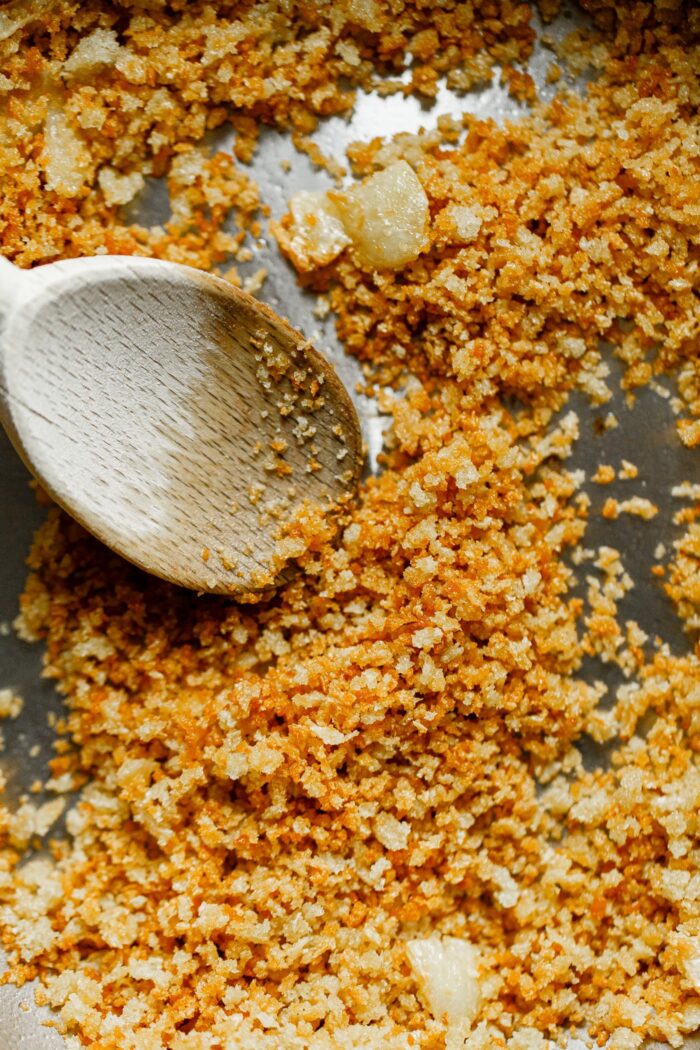 Crispy Garlic Panko Bread Crumbs