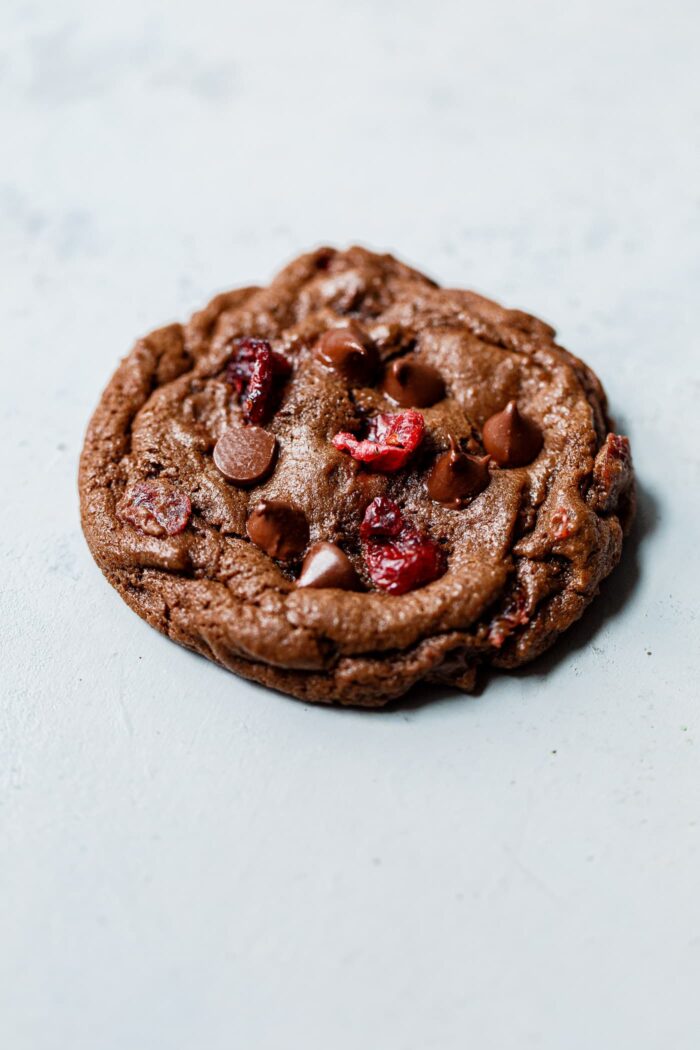 Chewy Chocolate Cookie with Dried Cranberries