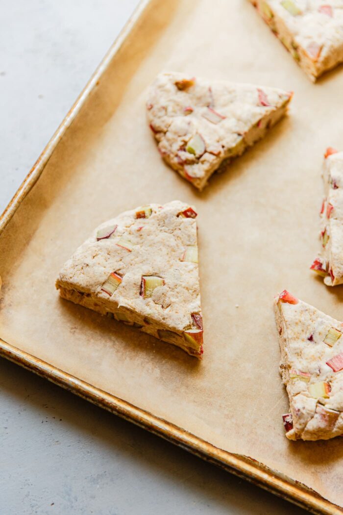 Unbaked Rhubarb Scones on Baking Sheet